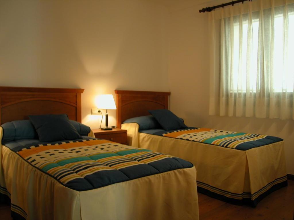 Apartamentos Estop Sahun Quarto foto