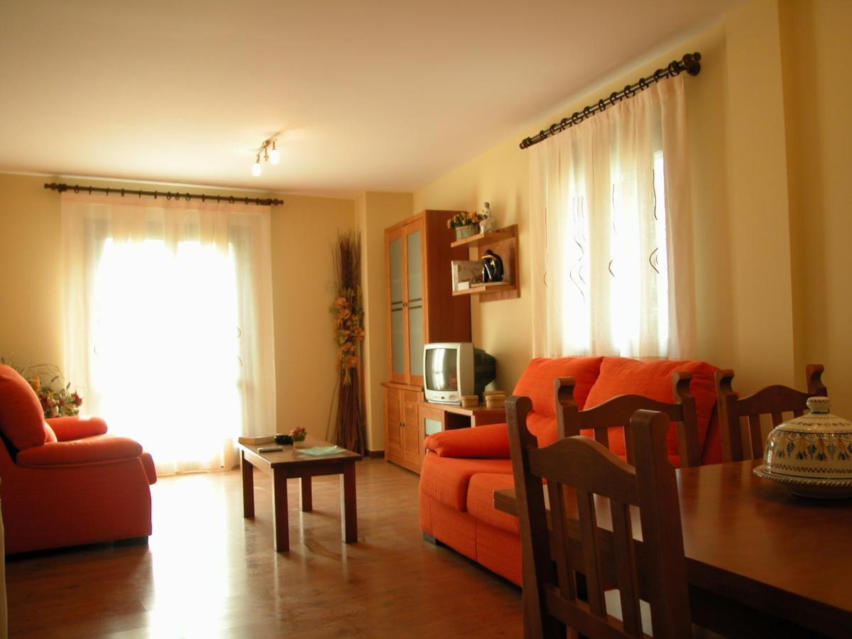 Apartamentos Estop Sahun Quarto foto